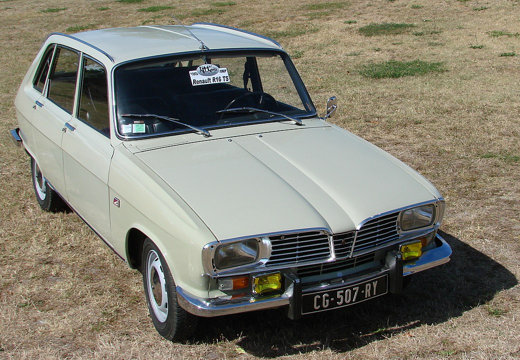 2 – Der Renault 16